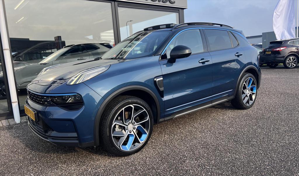 Lynk & Co 01 1.5 261pk phev 7dcth , panodak , adaptive cc , carplay
