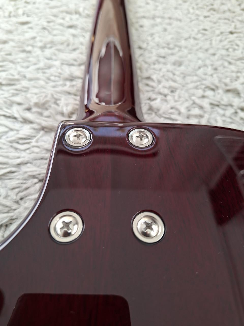Gretsch Streamliner Jet Club Bass Walnut Stain met koffer z.g.a.n.
