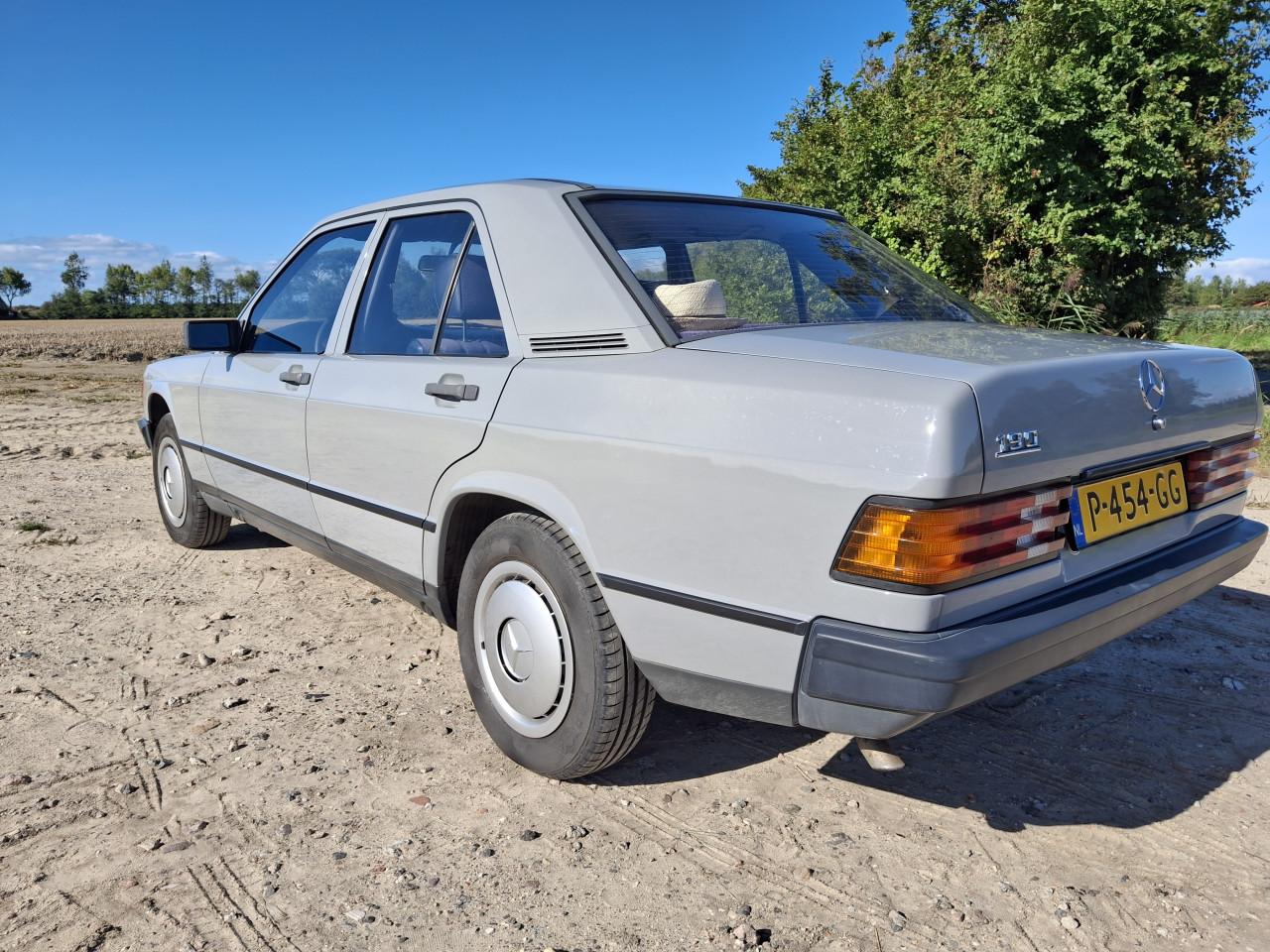 Mercedes 190 oldtimer 1984