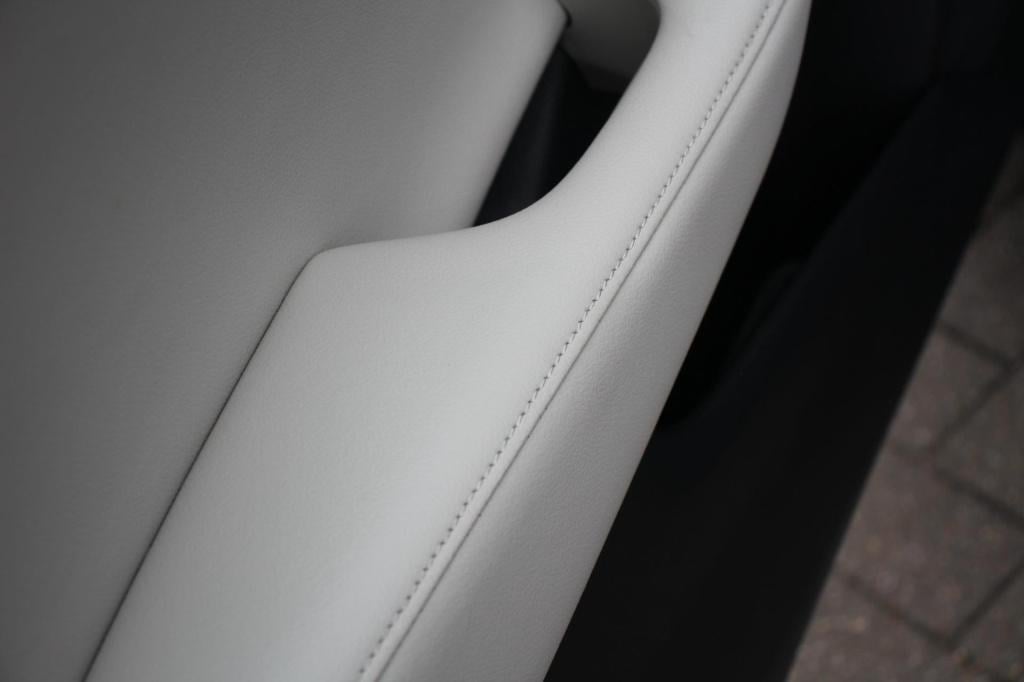 Volvo V40 1.5 t2 signature edition - leder - automaat - panoramadak - camer