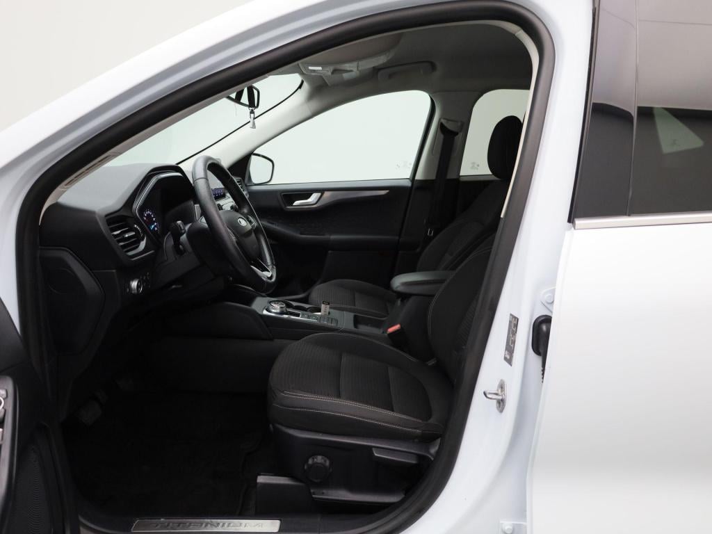 Ford Kuga 2.5 phev titanium | automaat | navigatie | trekhaak | navigatie |