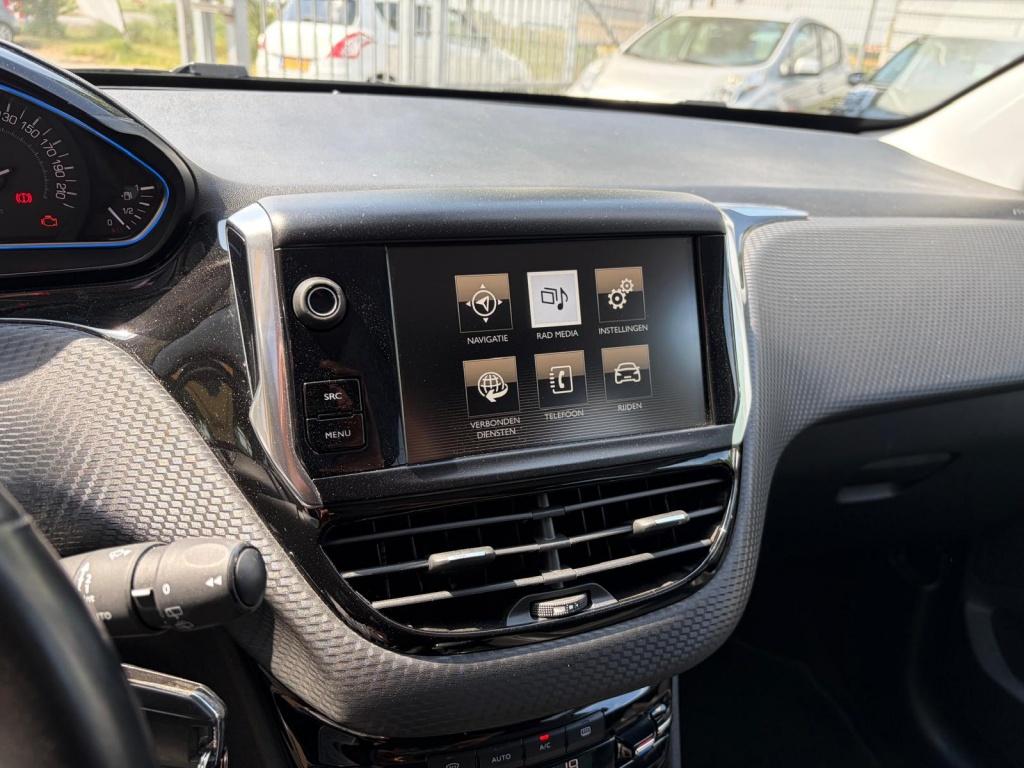 Peugeot 2008 1.2 puretech allure