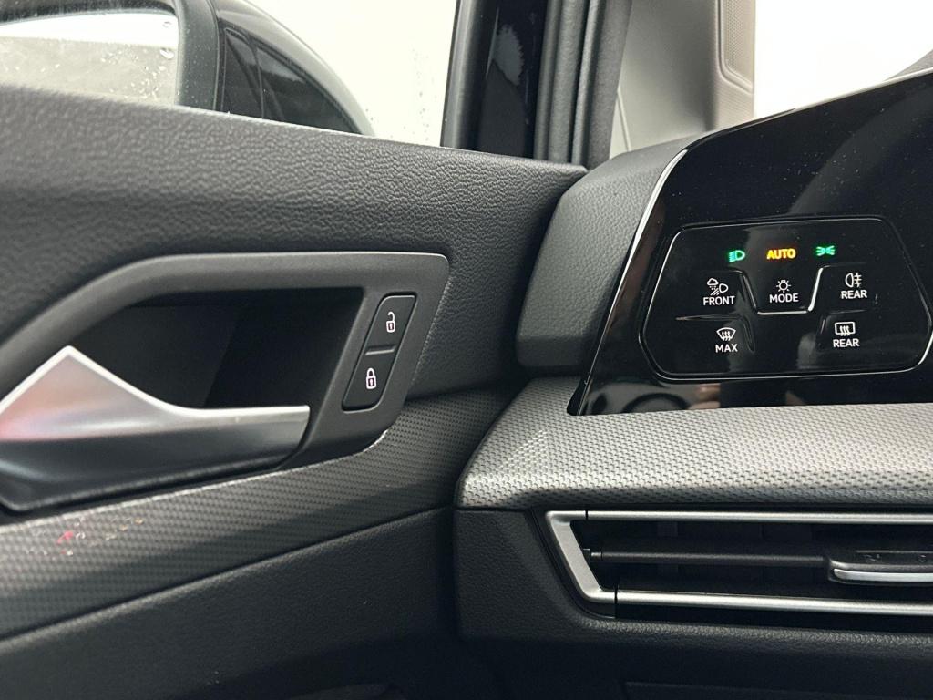 Volkswagen Golf style edition 204 pk plug in hybride