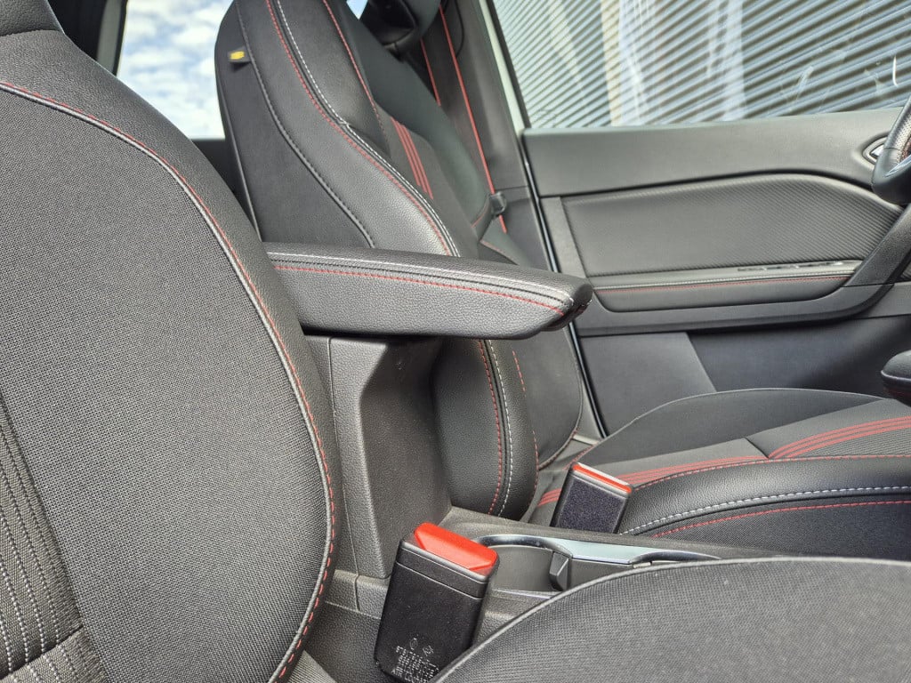 Renault Captur 1.6 e-tech full hybrid 145 r.s. line