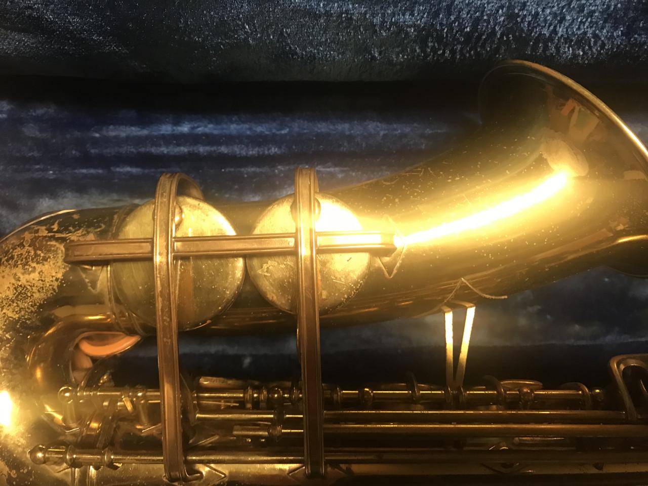 BUESCHER ARISTOCRAT alt saxofoon
