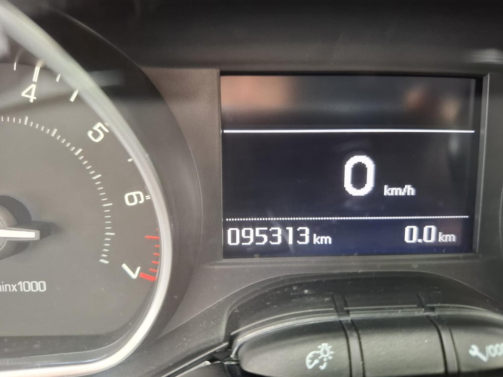 Peugeot 208 1.2 allure nav/clim/lmv/park