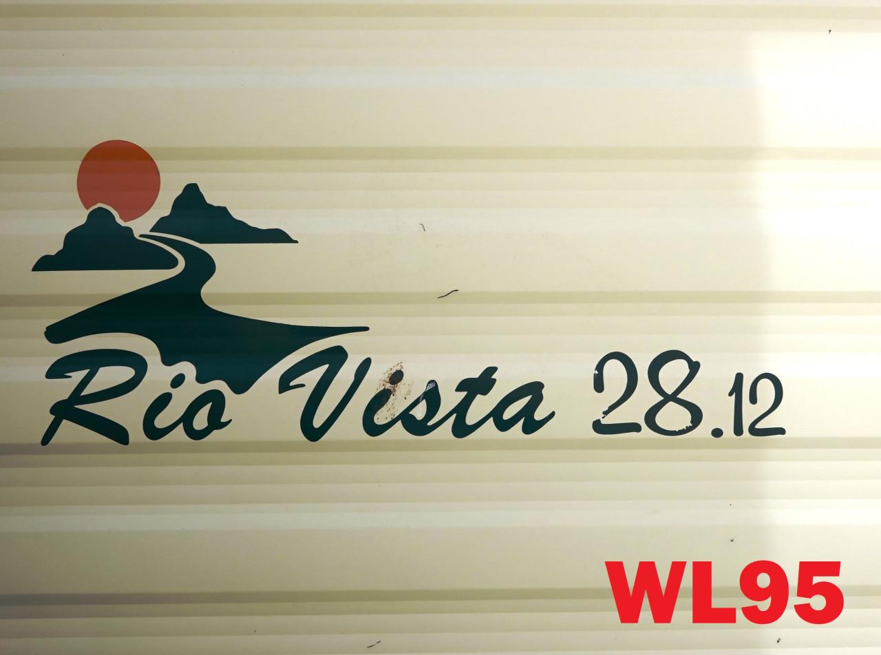 Betaalbare opknap stacaravan te koop voor 6 personen