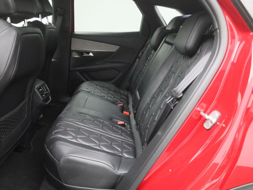Peugeot 3008 1.6 hybrid 225 gt pack business | automaat | leder | trekhaak 