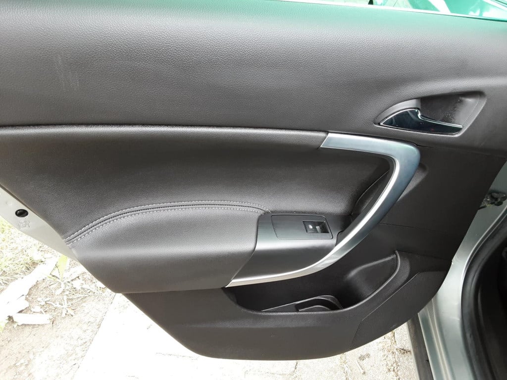 Opel Insignia sports tourer 2.0 t cosmo