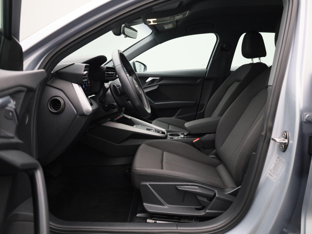 Audi A3 sportback 30 tfsi business edition | automaat | navigatie | apple c