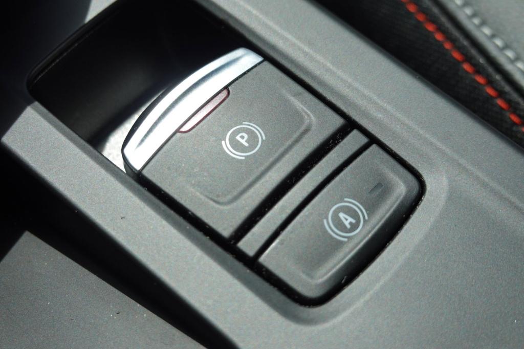 Renault Arkana 1.6 e-tech hybrid 145 r.s. line