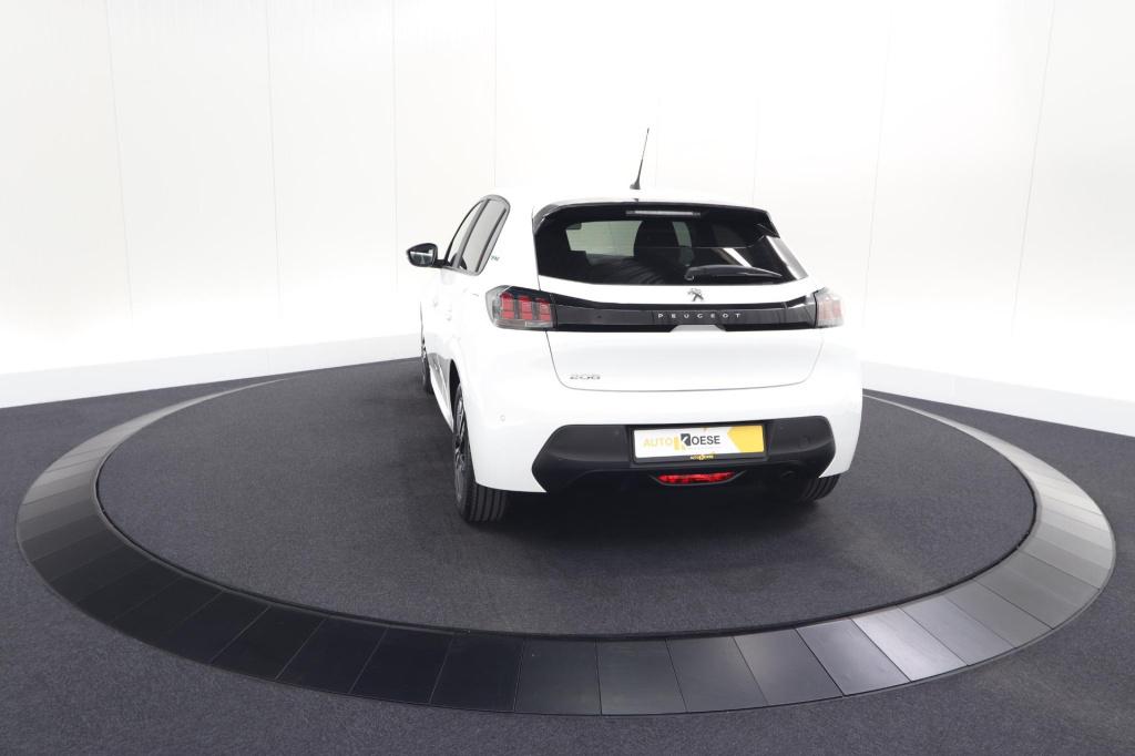 Peugeot 208 1.2 puretech style | parkeersensoren | navigatie | apple carpla