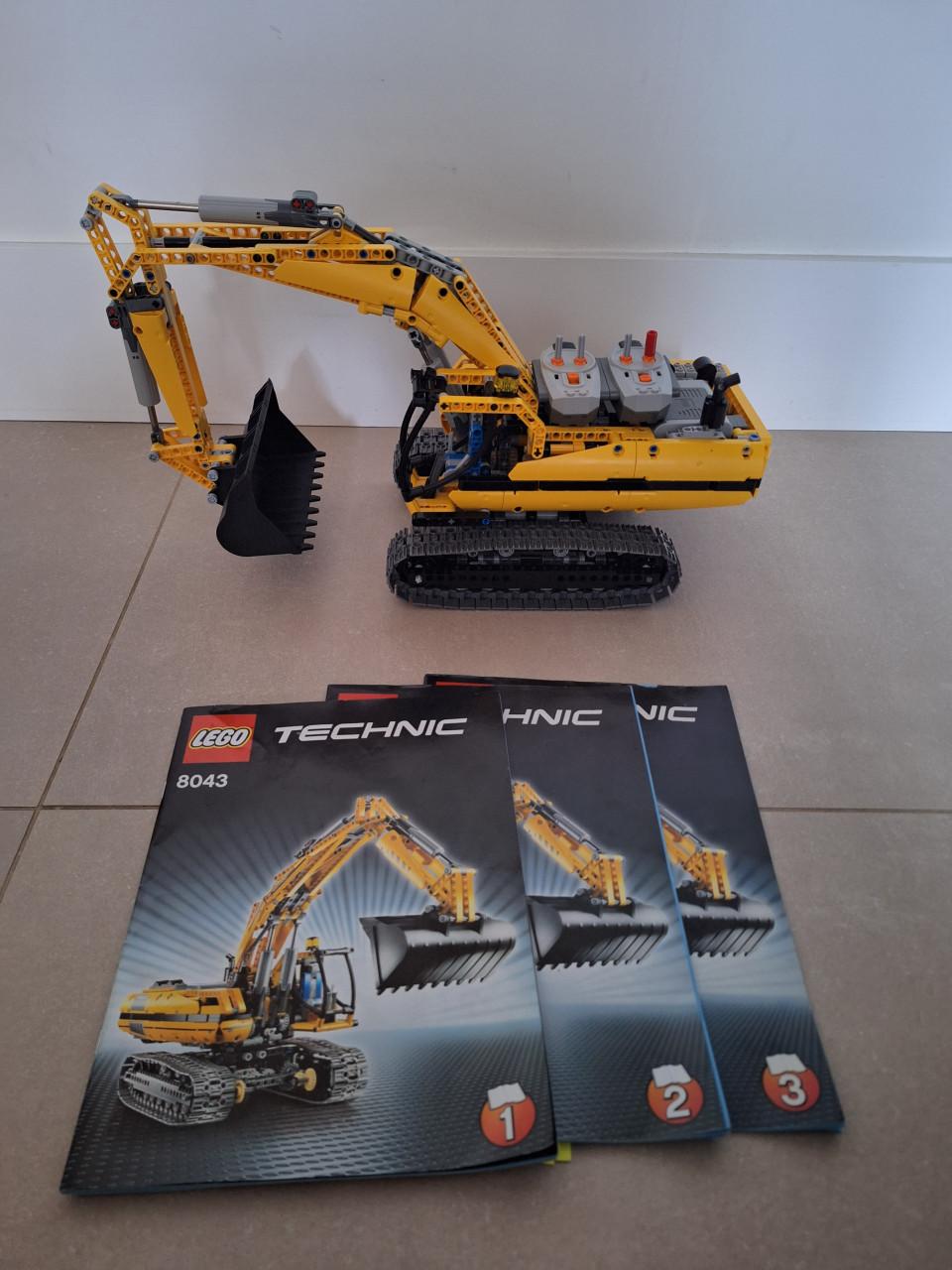 LEGO graafmachine met motoren 8043