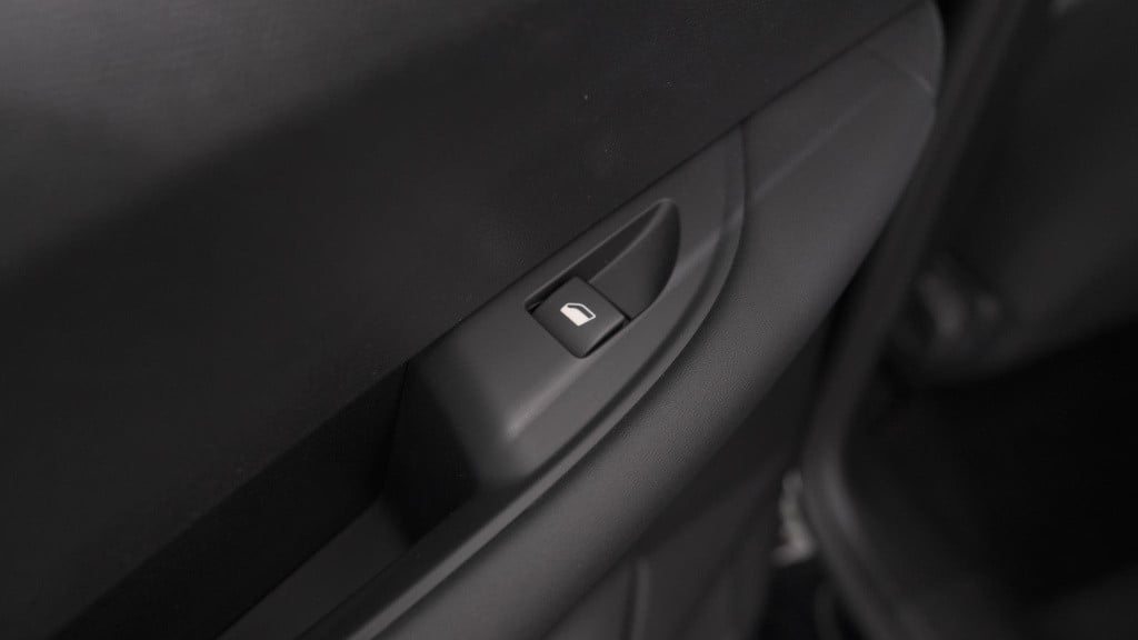 Ds Ds 3 crossback puretech 100 montmartre | parkeersensoren | apple carplay