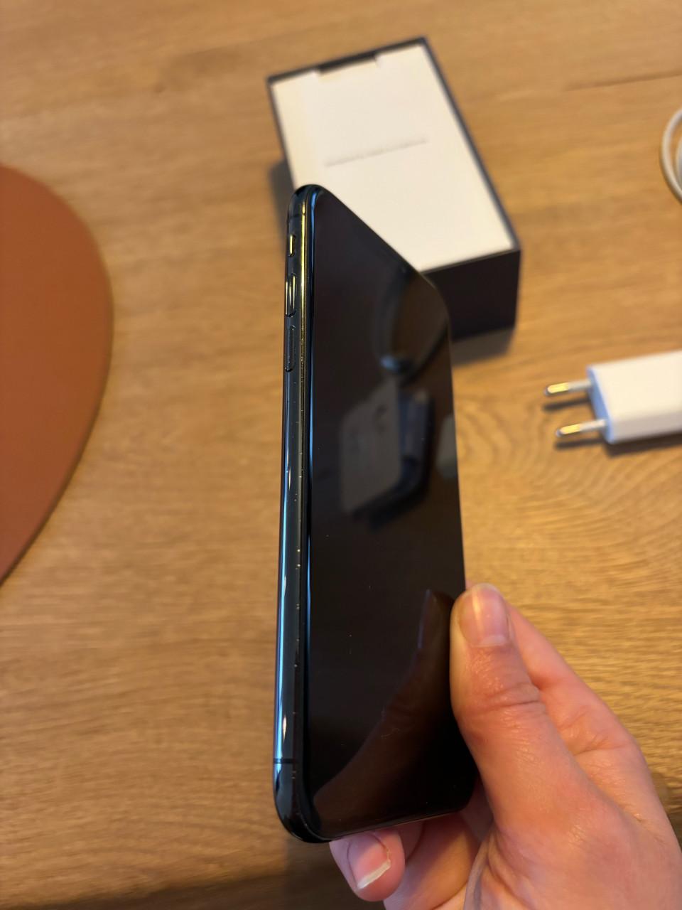 Iphone 8 zwart