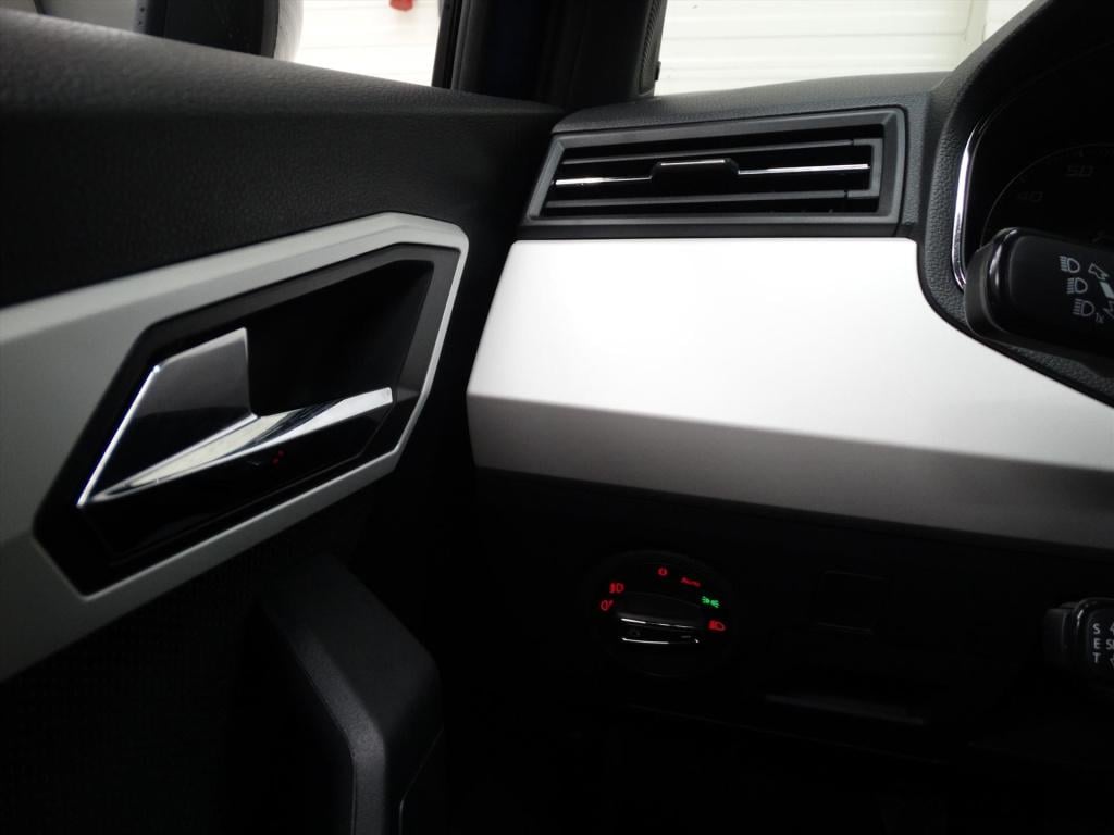 Seat Arona 1.0 tsi 115pk xcellence business intense