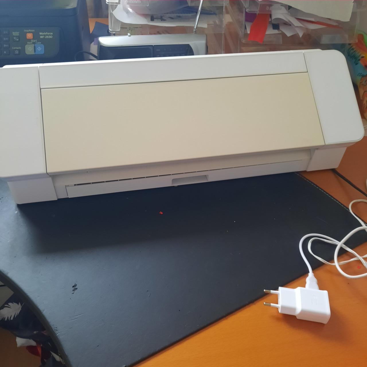Te koop  Silhouette cameo 4 + hitte pers