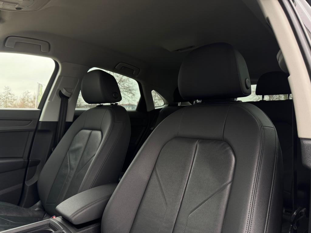 Audi Q3 sportback 35 tfsi pro line * leder * trekhaak * stoelverwarming