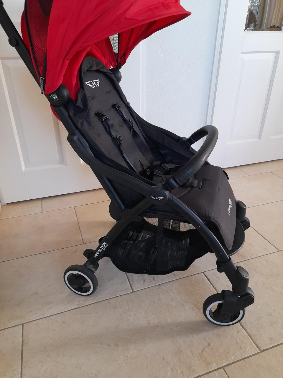 Hamilton R1 Buggy in handige tas (in goede nette staat )