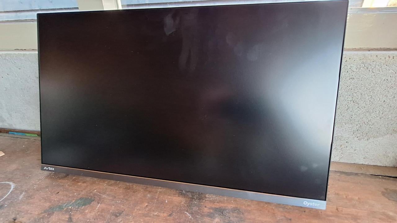 TV-monitor, smart-TV op 12 Volt