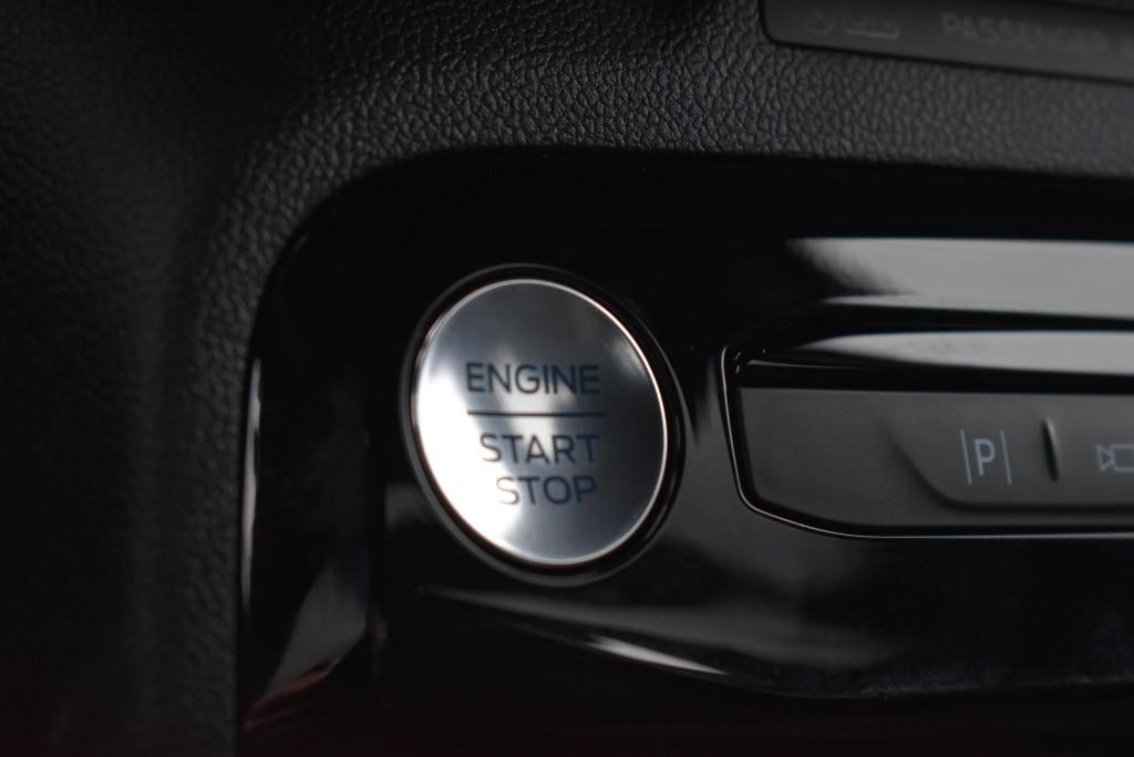 Ford Kuga 2.5 phev st-line x | climate control | adaptieve cruise control |