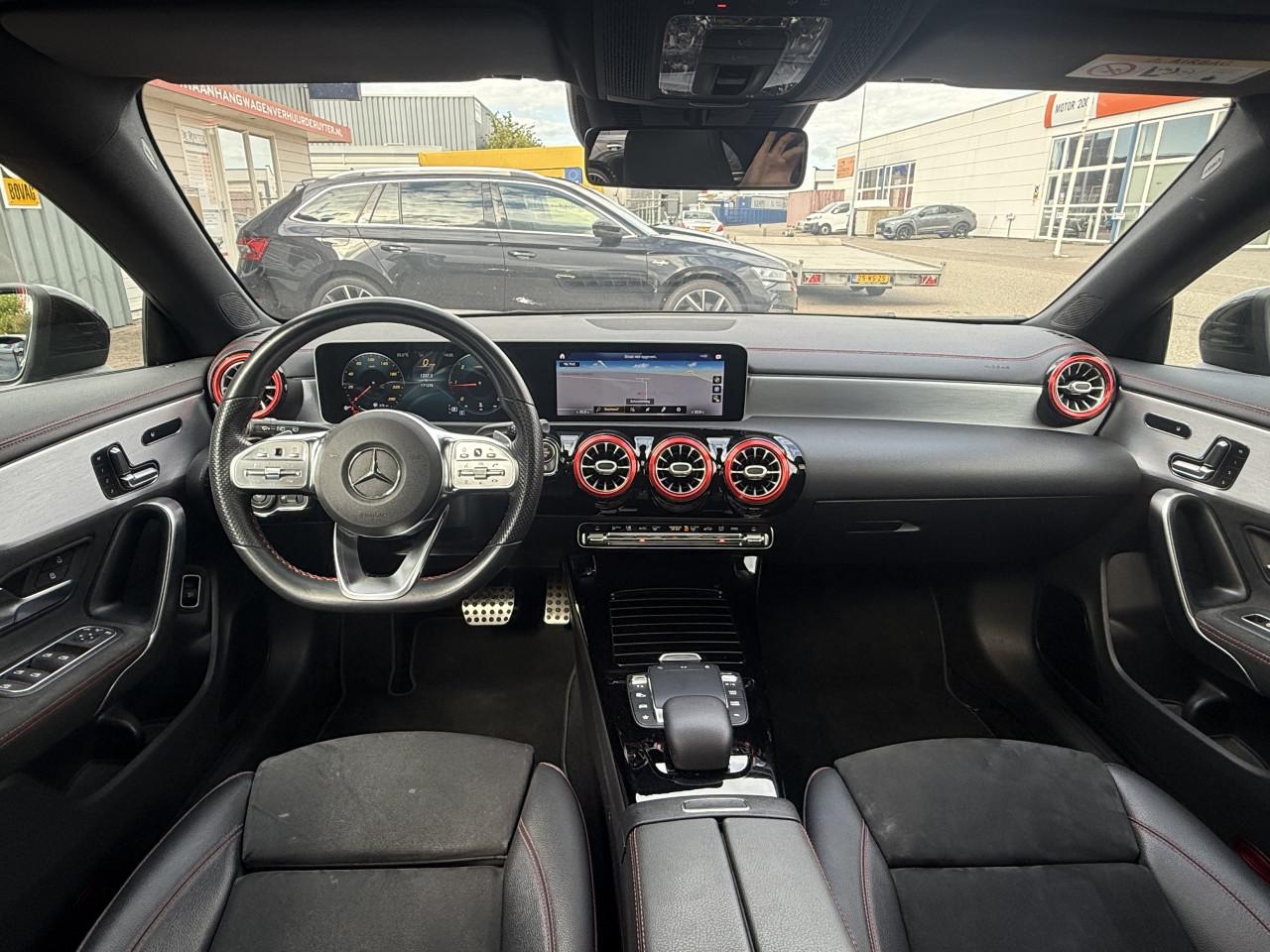 MercedesBenz CLA Shooting Brake AMG |Pano | Sfeer | Memory