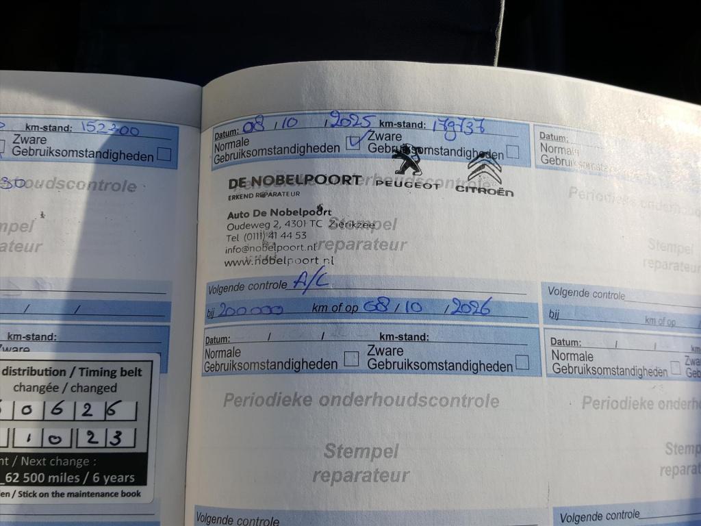 Peugeot 208 1.2 vti 82pk 5d urban soul navigatie | cruise control | airco |