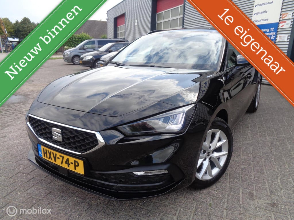 Seat Leon Sportstourer 1.5 tsi style business/airco/lm velgen/carplay/pdc/c