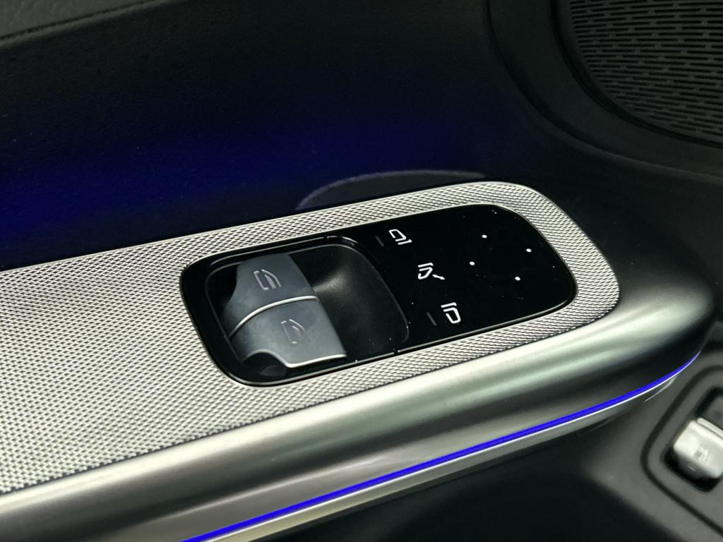 Mercedes-Benz Cle coupé 300 e amg plug-in hybride amg line | night pakket |