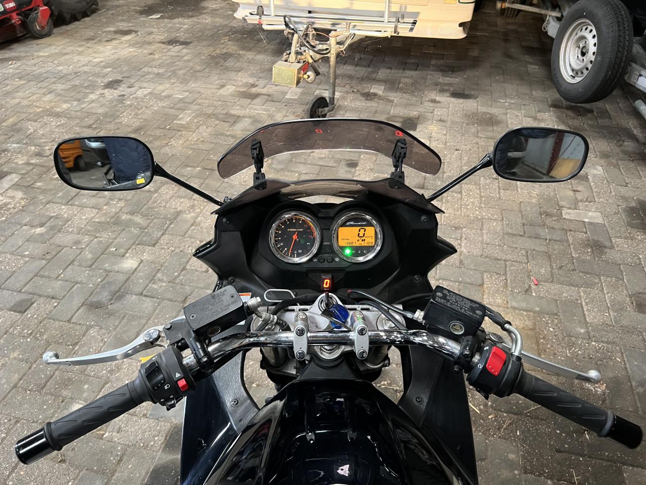 Nette Suzuki Bandit S 1250