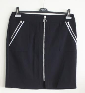 Zwarte rok met ritsjes  maat 42