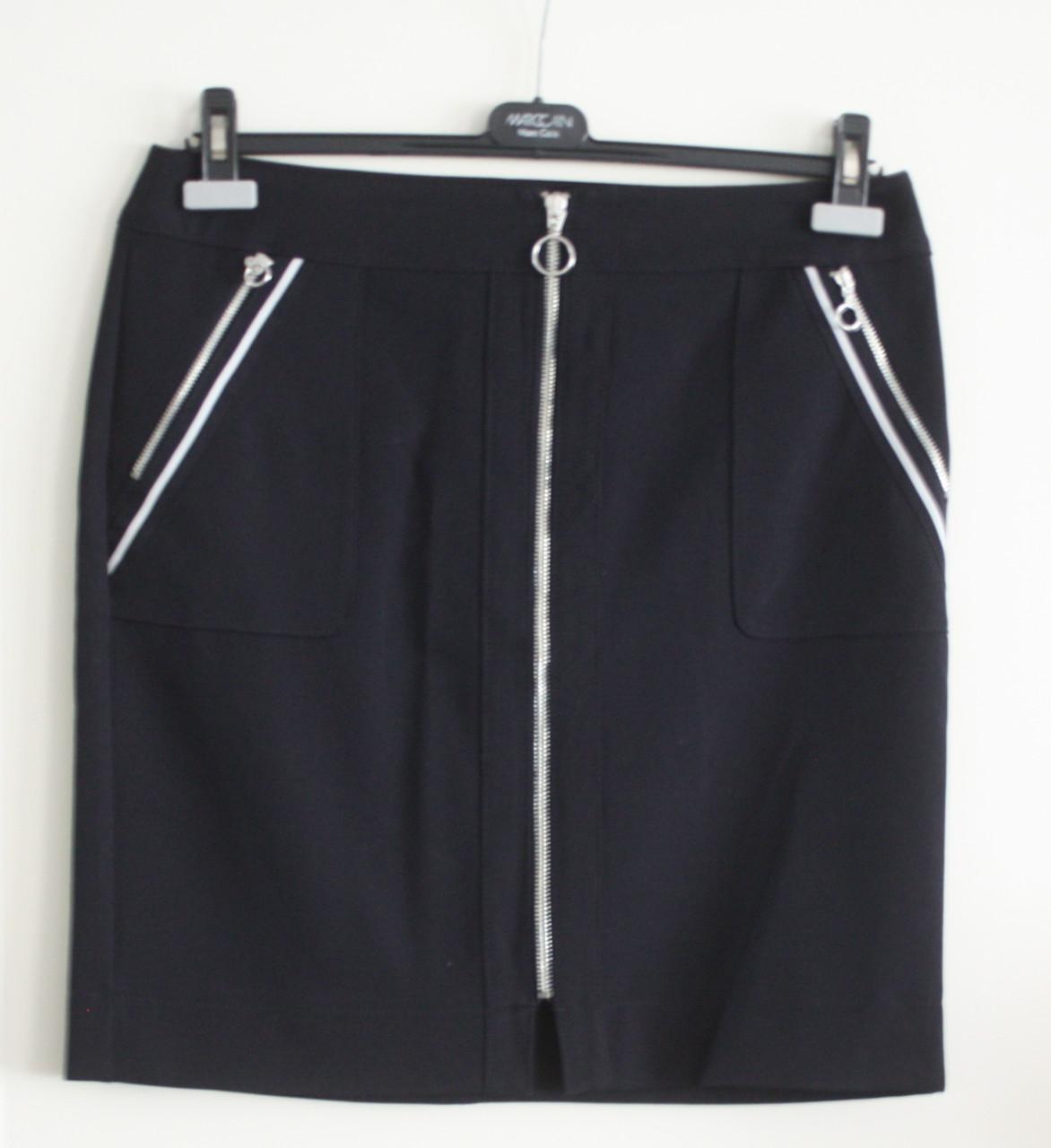 Zwarte rok met ritsjes  maat 42