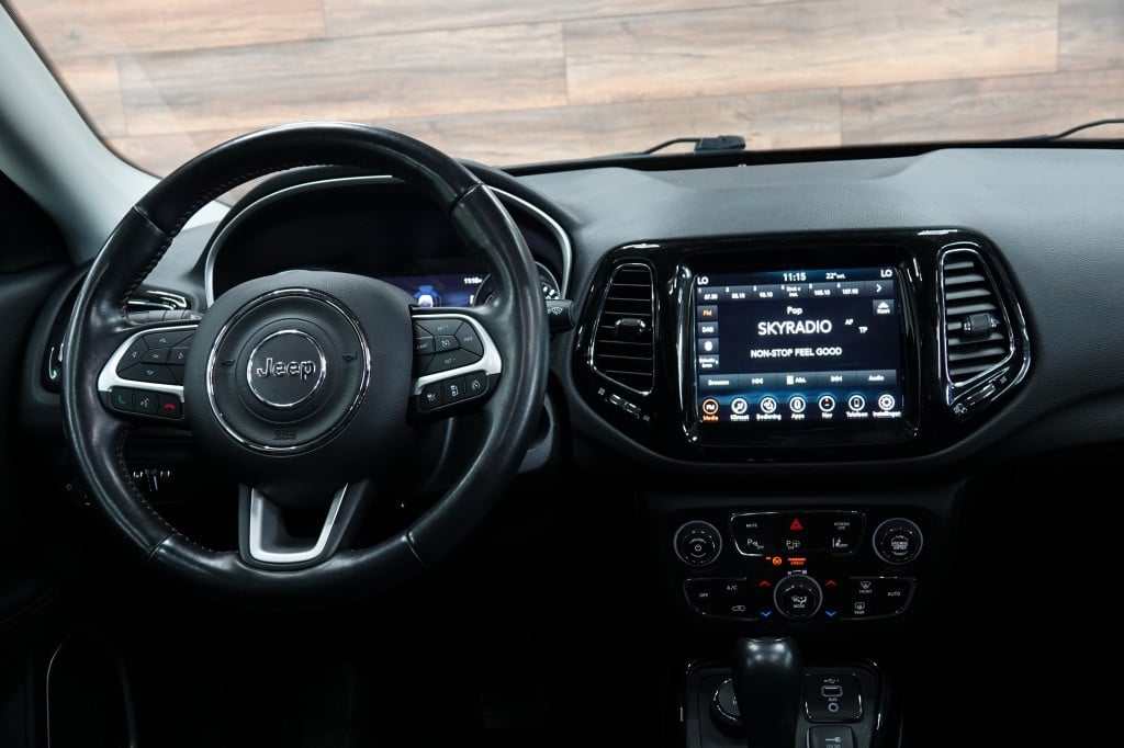 Jeep Compass 1.4 multi-air 4x4 | pano | acc | camera |