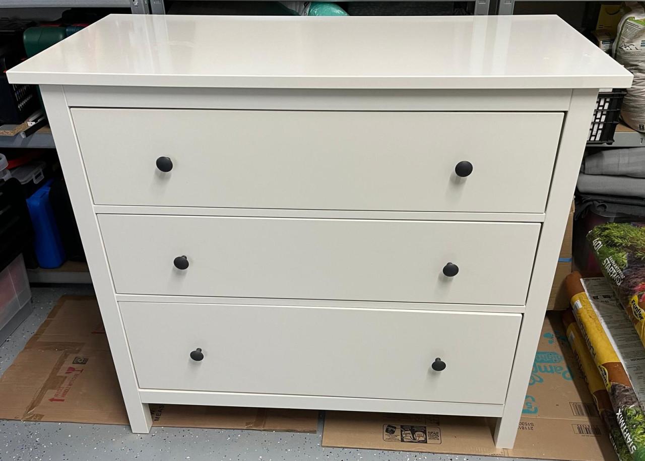 *gereserveerd - Hemnes ladekast - gratis ophalen