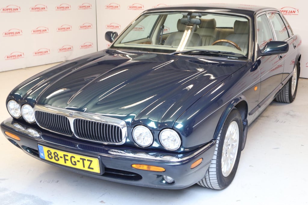 Jaguar Xj 3.2 v8 executive org nl, eerste eigenaar, volledige onderhoud his