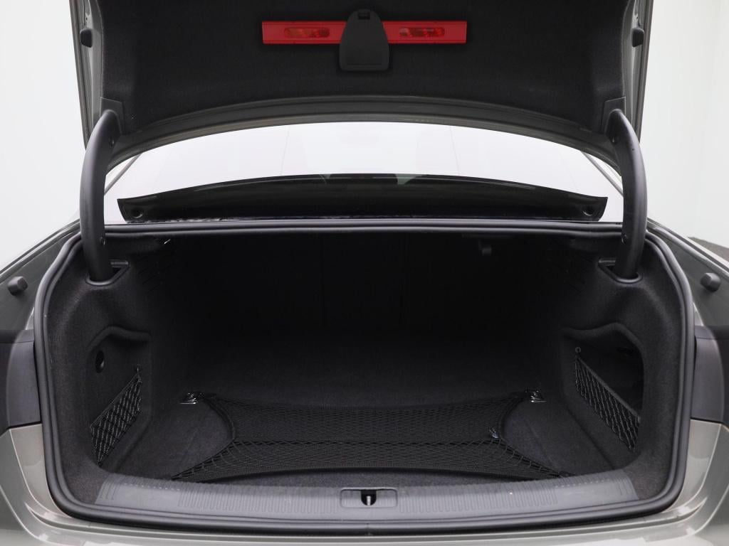 Audi A4 limousine 35 tfsi s edition competition | automaat | virtual cockpi