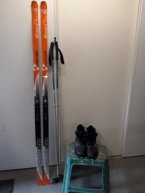 Langlauf latten en schoenen