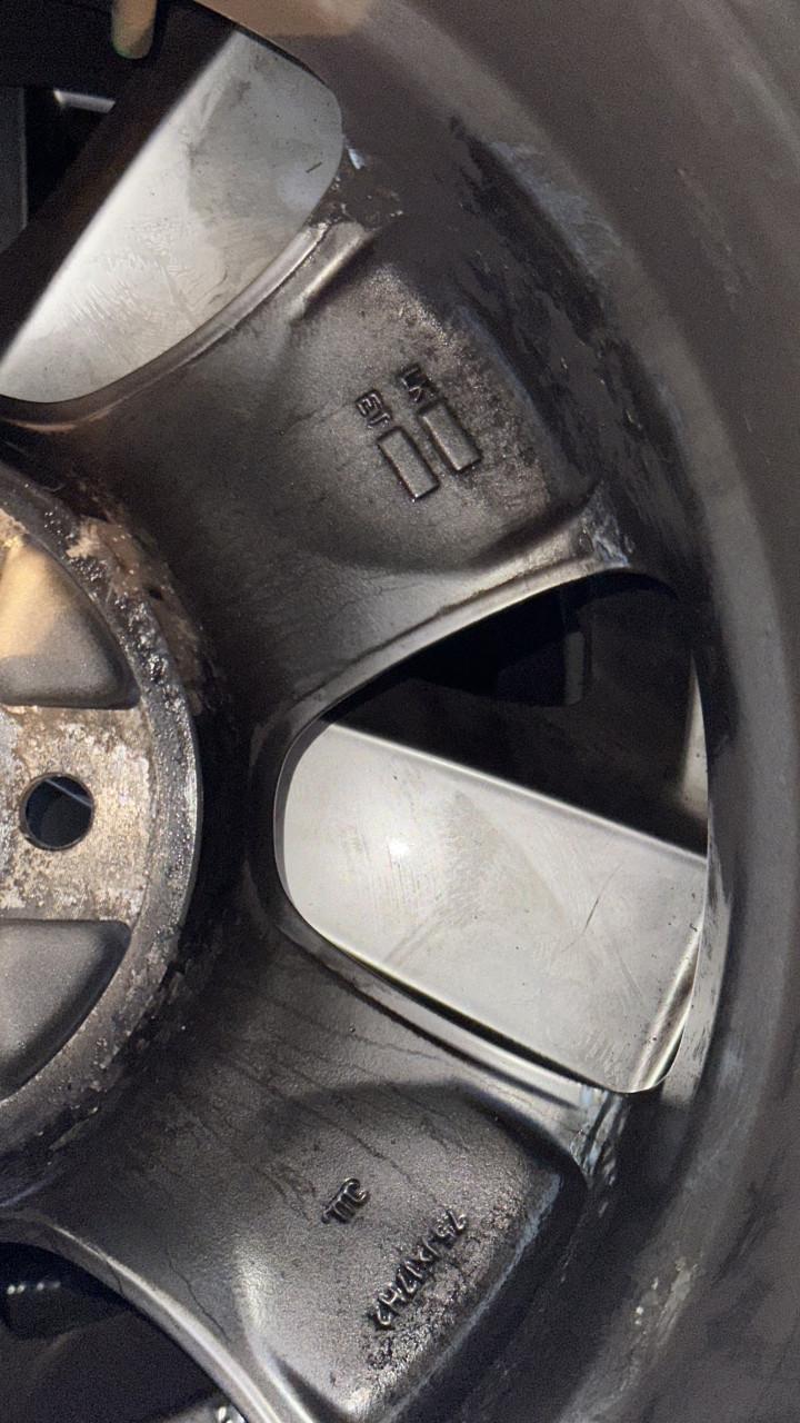 4 winterwielen 225/50/R17 98H