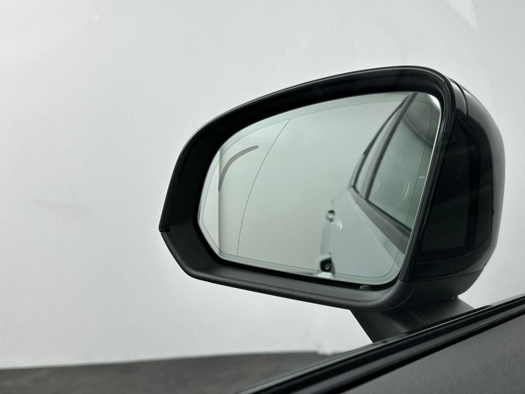 Volvo XC40 b4 gt plus dark
