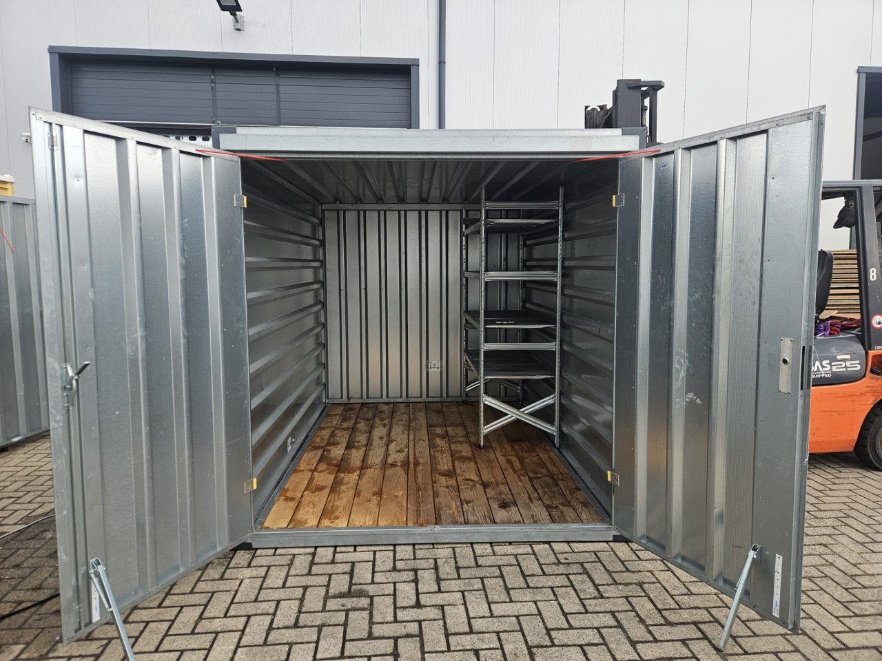 Gebruikte opslagcontainers te koop - 3x2 meter - reeds gemonteerd