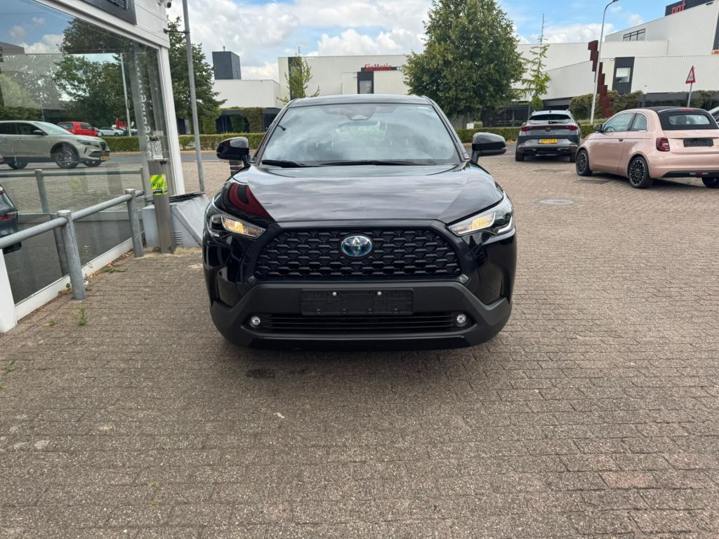 Toyota Corolla Cross hybrid 200 business plus