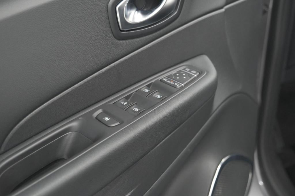 Renault Captur tce 150 edc intens | trekhaak | camera | dodehoekdetectie | 