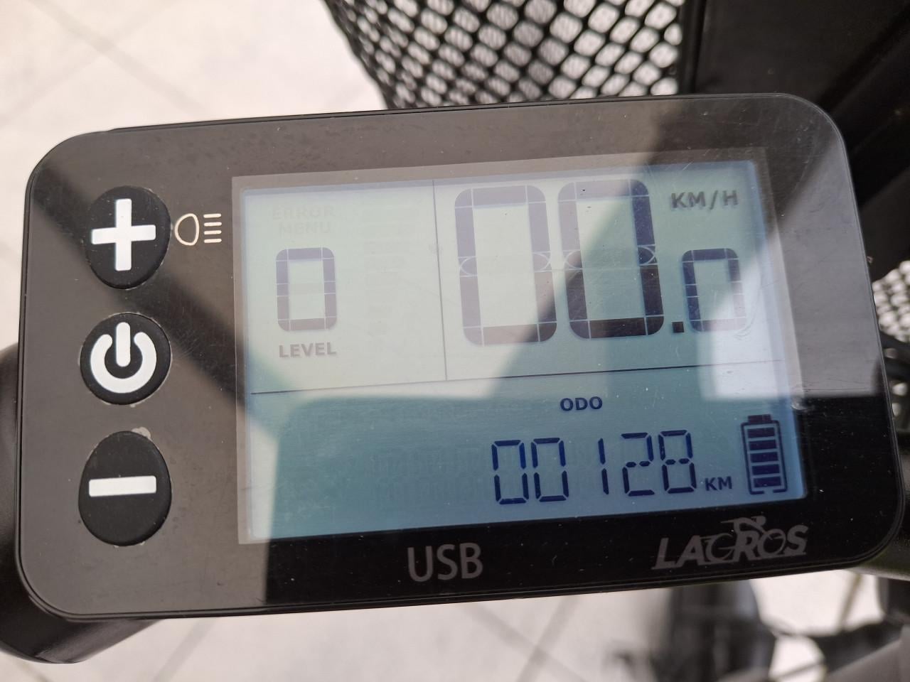VOUW FIETS  LACROS I BIKE, NW STAAT 127 KM .. VERKOCHT;;