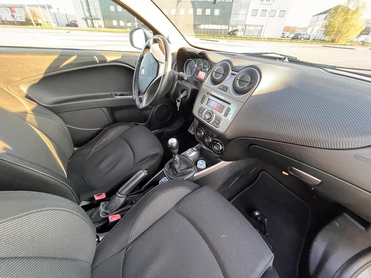 Alfa Romeo MiTo 1.4 16V 2009 Grijs -184.000 km