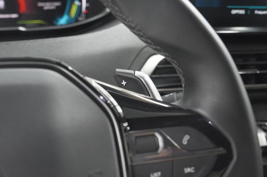 Peugeot 3008 1.6 plug-in hybrid 225 allure | camera | dodehoekdetectie | na