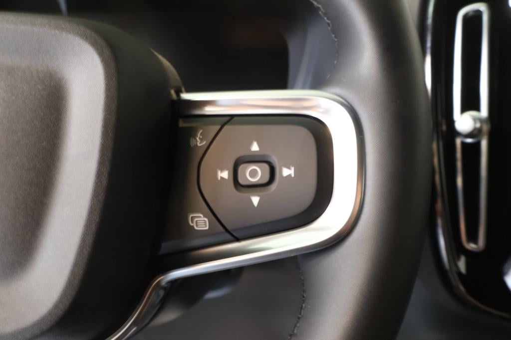 Volvo XC40 1.5 t4 plug-in hybrid plus bright nl auto|stoel+stuurverwarming|