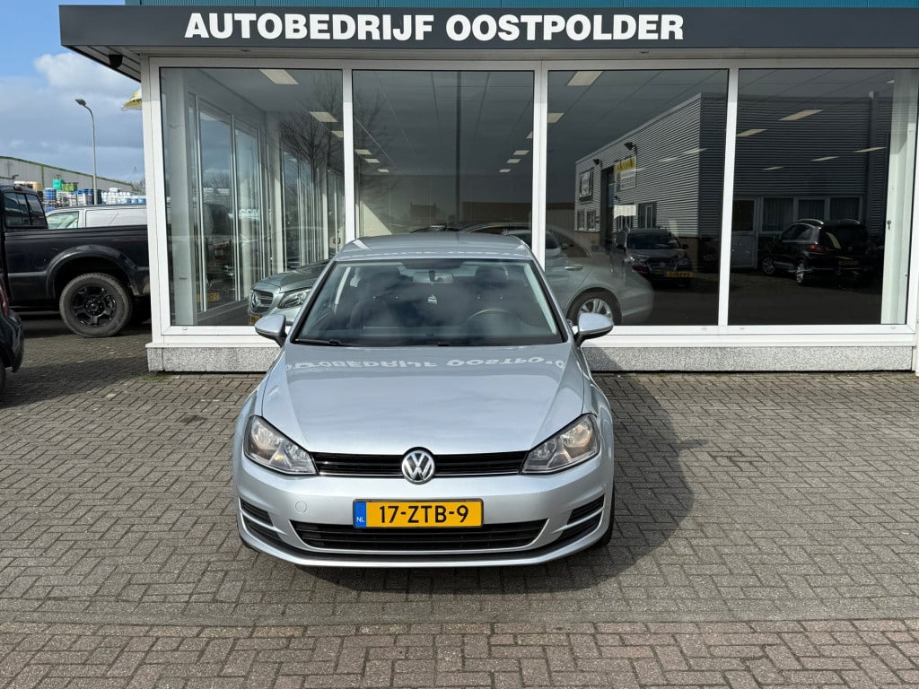 Volkswagen Golf 1.2 tsi trendline