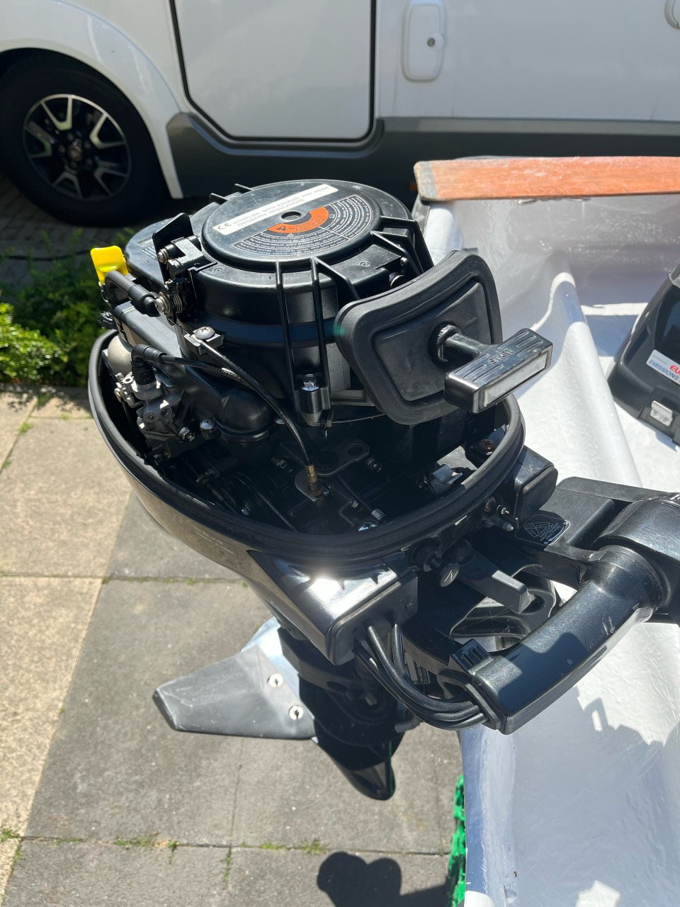 Crescent 380 met suzuki 8 pk