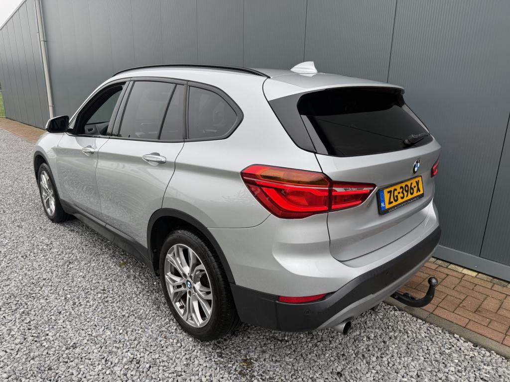 BMW X1 sdrive18i automaat executive sportline