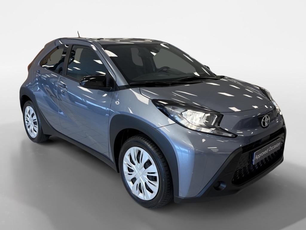 Toyota Aygo X 1.0 vvt-i mt play